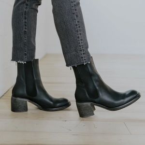 Free People Essential Chelsea Boot